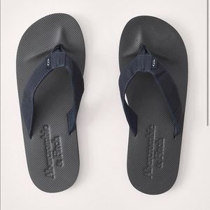 MENS Abercrombie & Fitch Flip Flops L